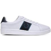 Baskets basses Fred Perry -