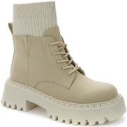 Bottines Betsy beige casual closed booties