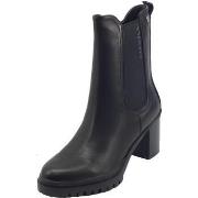 Boots Carmela 160315 BN. Piel