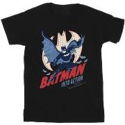 T-shirt Dc Comics Batman Into Action