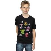 T-shirt enfant Marvel Avengers Hero Badges