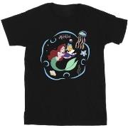 T-shirt enfant Disney The Little Mermaid Reading A Book