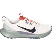 Chaussures Nike DM0822-102