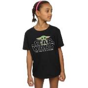 T-shirt enfant Disney The Mandalorian The Child Strong