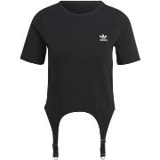 T-shirt adidas HF2010