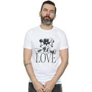 T-shirt Disney Mickey And Minnie Mouse Love