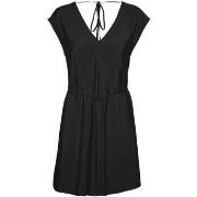 Robe courte Vero Moda 160592VTPE24