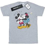 T-shirt Disney Mickey Mouse Mickey And Minnie Kiss