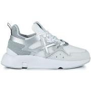 Baskets Munich Clik women 4172067 Blanco/Plata