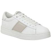 Baskets basses Emporio Armani Sneakers X4X570 XN840 T850