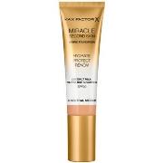 Fonds de teint &amp; Bases Max Factor Miracle Touch Second Skin Found....