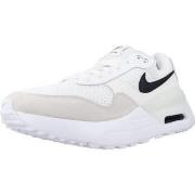 Baskets Nike SYSTM