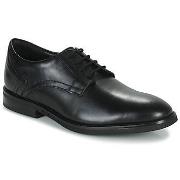 Derbies Clarks UN HUGH LACE