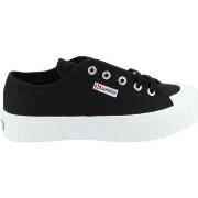 Baskets basses Superga Sneaker