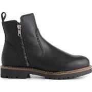 Boots Travelin' Vestmar