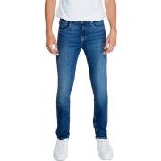 Jeans skinny Calvin Klein Jeans J30J325740