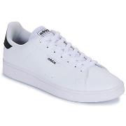 Baskets basses adidas URBAN COURT