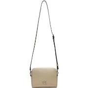 Sac Calvin Klein Jeans MINIMAL MONOGRAM CAMERA BAG K60K612719