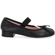 Ville basse Pretty Ballerinas Ballerines Gretschen en cuir noir