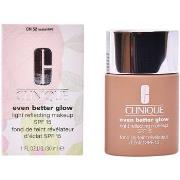 Fonds de teint &amp; Bases Clinique Even Better Glow Light Reflecting ...