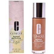 Fonds de teint &amp; Bases Clinique Beyond Perfecting Foundation + Con...