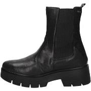 Boots IgI&amp;CO 66657/00