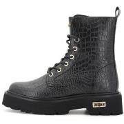 Boots Cult -