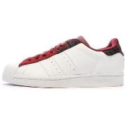 Baskets basses adidas H00211