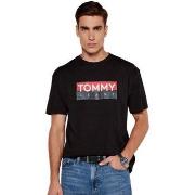 T-shirt Tommy Jeans DM0DM19684