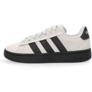 Baskets adidas IH1287