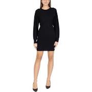 Robe courte Vero Moda VMHOLLYKARIS LS O-NECK DRESS GA BOO 10310651