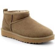 Boots UGG classic ultra mini