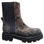 Bottes Mat:20 7389 Nairobi Tabacco