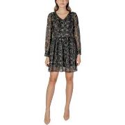 Robe courte Only ONLSONIA LIFE L/S V-NECK DRESS PTM 15337803