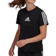 T-shirt adidas HD1727