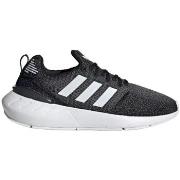 Baskets adidas Swift Run 22