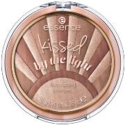 Enlumineurs Essence Poudre Illuminatrice Kissed by The Light - 02 Sun ...