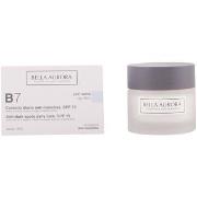 Soins ciblés Bella Aurora B7 Anti-taches Régénérant Clarifiant Spf15