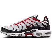 Baskets basses Nike AIR MAX PLUS