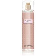 Parfums Sarah Jessica Parker LOVELY YOU brume corporelle 236 ml