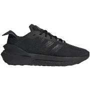 Chaussures adidas Avryn