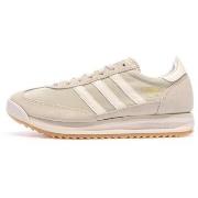 Baskets basses adidas JI1281