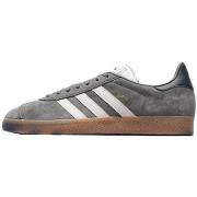 Baskets basses adidas GAZELLE