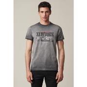 T-shirt Deeluxe T-Shirt ARLINGTON