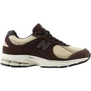 Baskets basses New Balance M2002RXQ