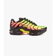 Baskets Nike Air Max Plus TN Solar Red