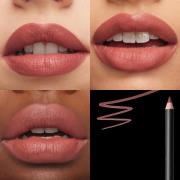 MAC Macximal Silky Matte Lipstick 3.5g (Various Shades) - Sweet Deal