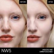 MAC Studio Fix Powder Plus Foundation (Various Shades) - NW5