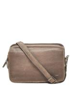 Lucca Crossbody