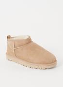 UGG Classic Ultra Mini enkellaarsje van suède